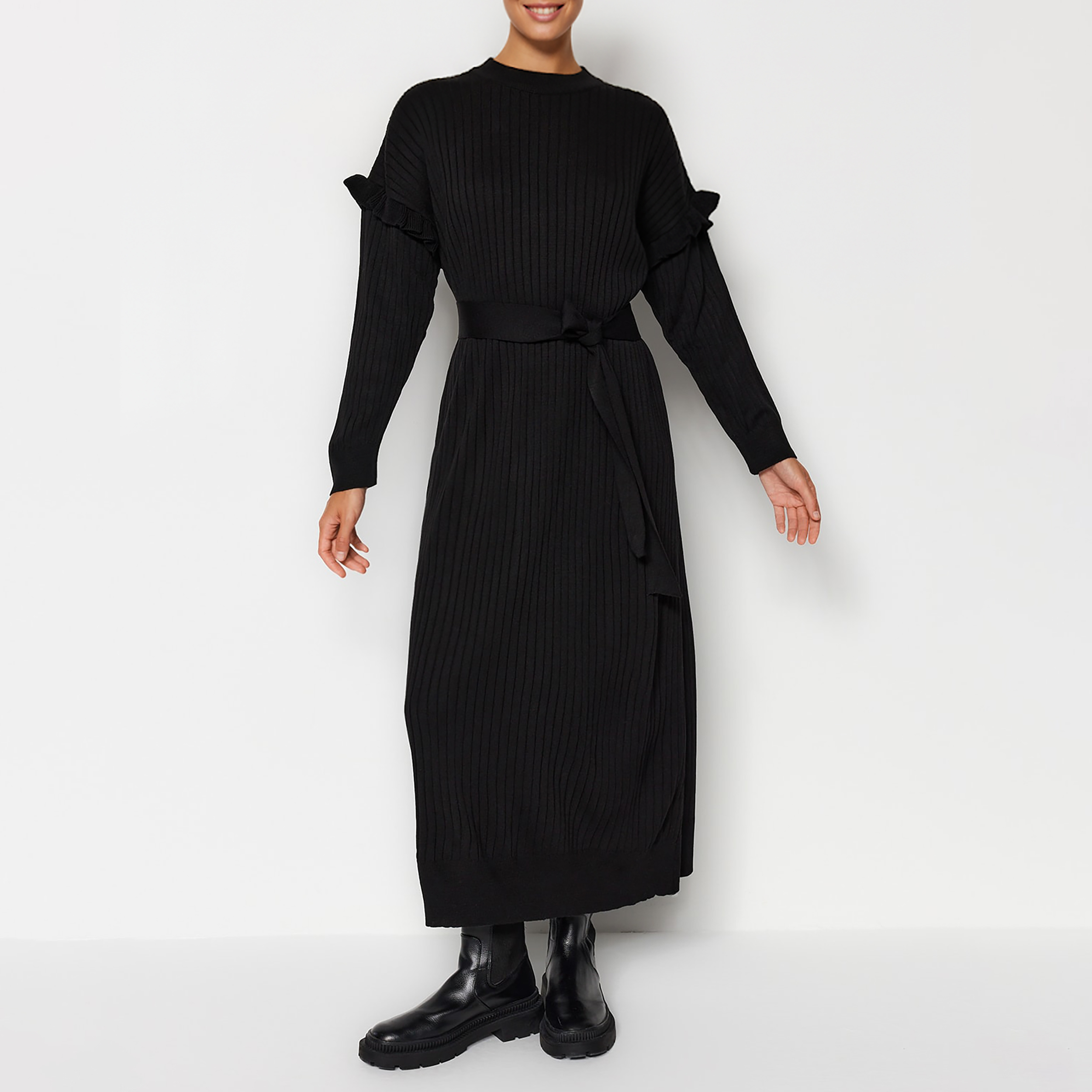 پیراهن بافتنی یقه گرد زنانه مدل 713093627 طرح ترندیول پیراهن بافتنی یقه گرد زنانه مدل 713093627 طرح ترندیول